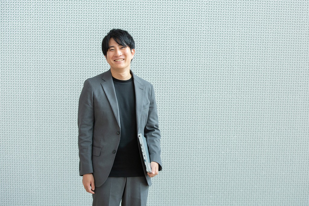 現場に足を運び、データで未来を描く。 「プログラミングできません」から始まった、データストラテジストへの道