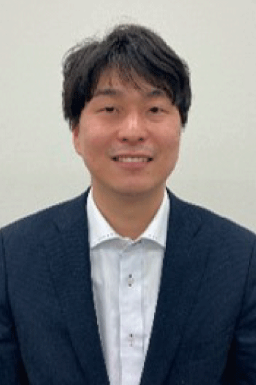 先輩社員
