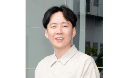 先輩社員
